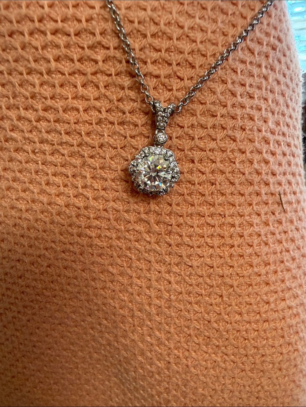 Sparkling Silver Halo Pendant Necklace in Silver